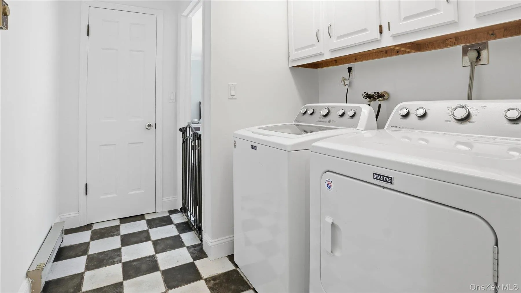 18 Beaver Lane, Southampton, NY, 4 Bedrooms Bedrooms, 9 Rooms Rooms,4 BathroomsBathrooms,Residential Sale,For Rent,Beaver,0,997616 18 Beaver Lane, Southampton, NY, 4 Bedrooms Bedrooms, 9 Rooms Rooms,4 BathroomsBathrooms,Residential Sale,For Rent,Beaver,0,997616