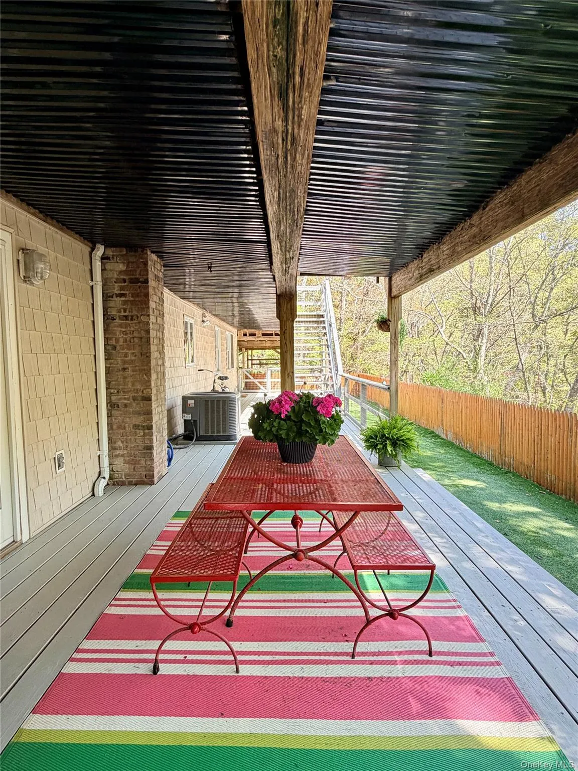 18 Beaver Lane, Southampton, NY, 4 Bedrooms Bedrooms, 9 Rooms Rooms,4 BathroomsBathrooms,Residential,For Rent,Beaver,0,997616 18 Beaver Lane, Southampton, NY, 4 Bedrooms Bedrooms, 9 Rooms Rooms,4 BathroomsBathrooms,Residential,For Rent,Beaver,0,997616