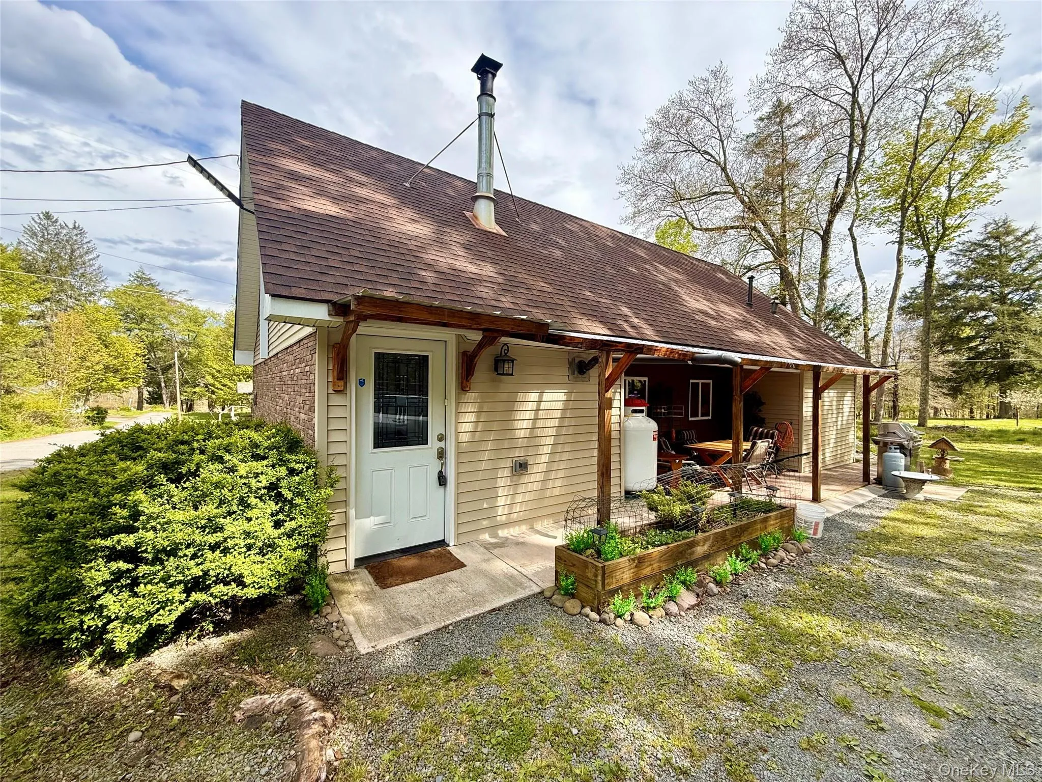 23 Woodland Way, Bethel, NY, 3 Bedrooms Bedrooms, 7 Rooms Rooms,2 BathroomsBathrooms,Residential Sale,For Rent,Woodland,0,997620 23 Woodland Way, Bethel, NY, 3 Bedrooms Bedrooms, 7 Rooms Rooms,2 BathroomsBathrooms,Residential Sale,For Rent,Woodland,0,997620