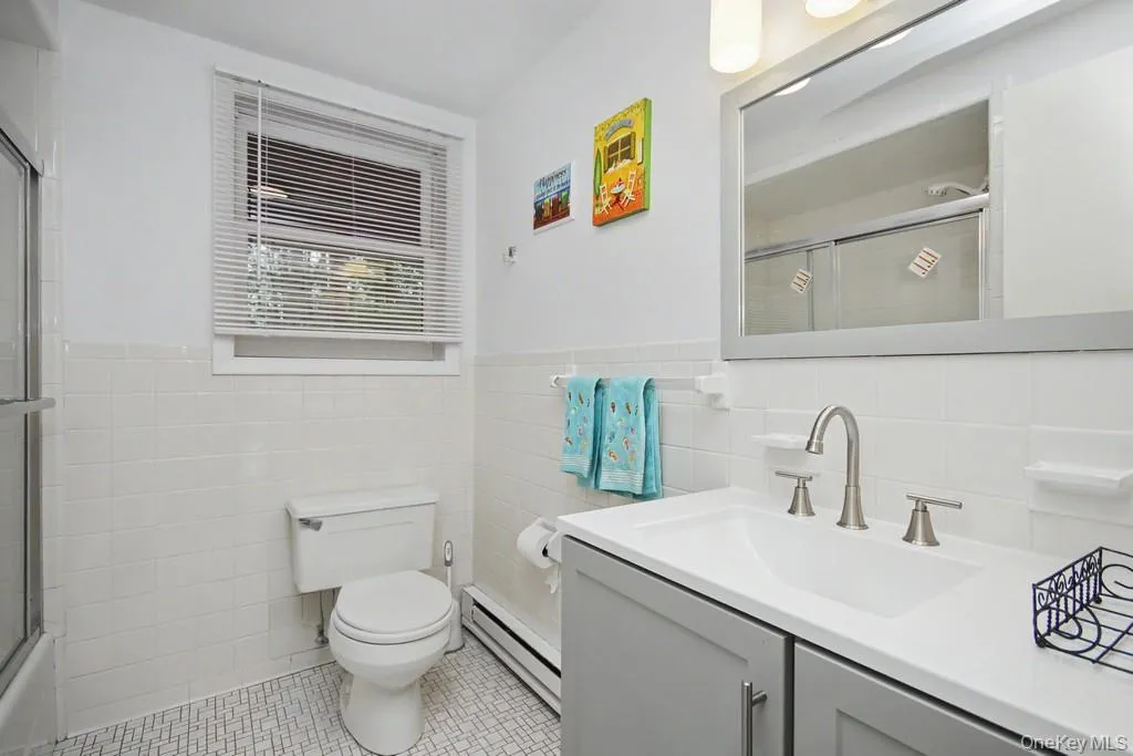 116 Lake Shore Drive, Thompson, NY, 4 Bedrooms Bedrooms, 8 Rooms Rooms,3 BathroomsBathrooms,Residential,For Rent,Lake Shore,0,997626 116 Lake Shore Drive, Thompson, NY, 4 Bedrooms Bedrooms, 8 Rooms Rooms,3 BathroomsBathrooms,Residential,For Rent,Lake Shore,0,997626