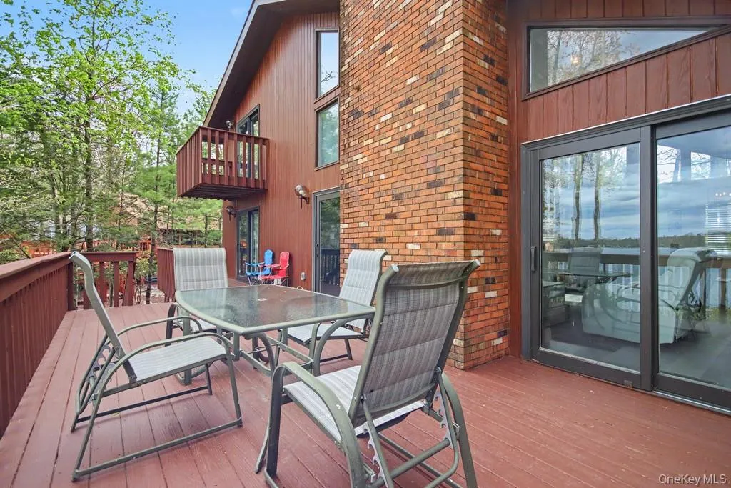 116 Lake Shore Drive, Thompson, NY, 4 Bedrooms Bedrooms, 8 Rooms Rooms,3 BathroomsBathrooms,Residential,For Rent,Lake Shore,0,997626 116 Lake Shore Drive, Thompson, NY, 4 Bedrooms Bedrooms, 8 Rooms Rooms,3 BathroomsBathrooms,Residential,For Rent,Lake Shore,0,997626