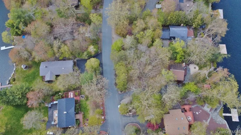 116 Lake Shore Drive, Thompson, NY, 4 Bedrooms Bedrooms, 8 Rooms Rooms,3 BathroomsBathrooms,Residential,For Rent,Lake Shore,0,997626 116 Lake Shore Drive, Thompson, NY, 4 Bedrooms Bedrooms, 8 Rooms Rooms,3 BathroomsBathrooms,Residential,For Rent,Lake Shore,0,997626