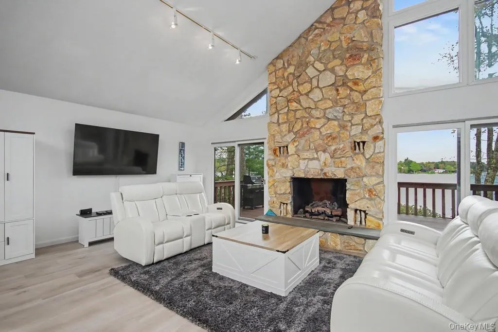 116 Lake Shore Drive, Thompson, NY, 4 Bedrooms Bedrooms, 8 Rooms Rooms,3 BathroomsBathrooms,Residential,For Rent,Lake Shore,0,997626 116 Lake Shore Drive, Thompson, NY, 4 Bedrooms Bedrooms, 8 Rooms Rooms,3 BathroomsBathrooms,Residential,For Rent,Lake Shore,0,997626