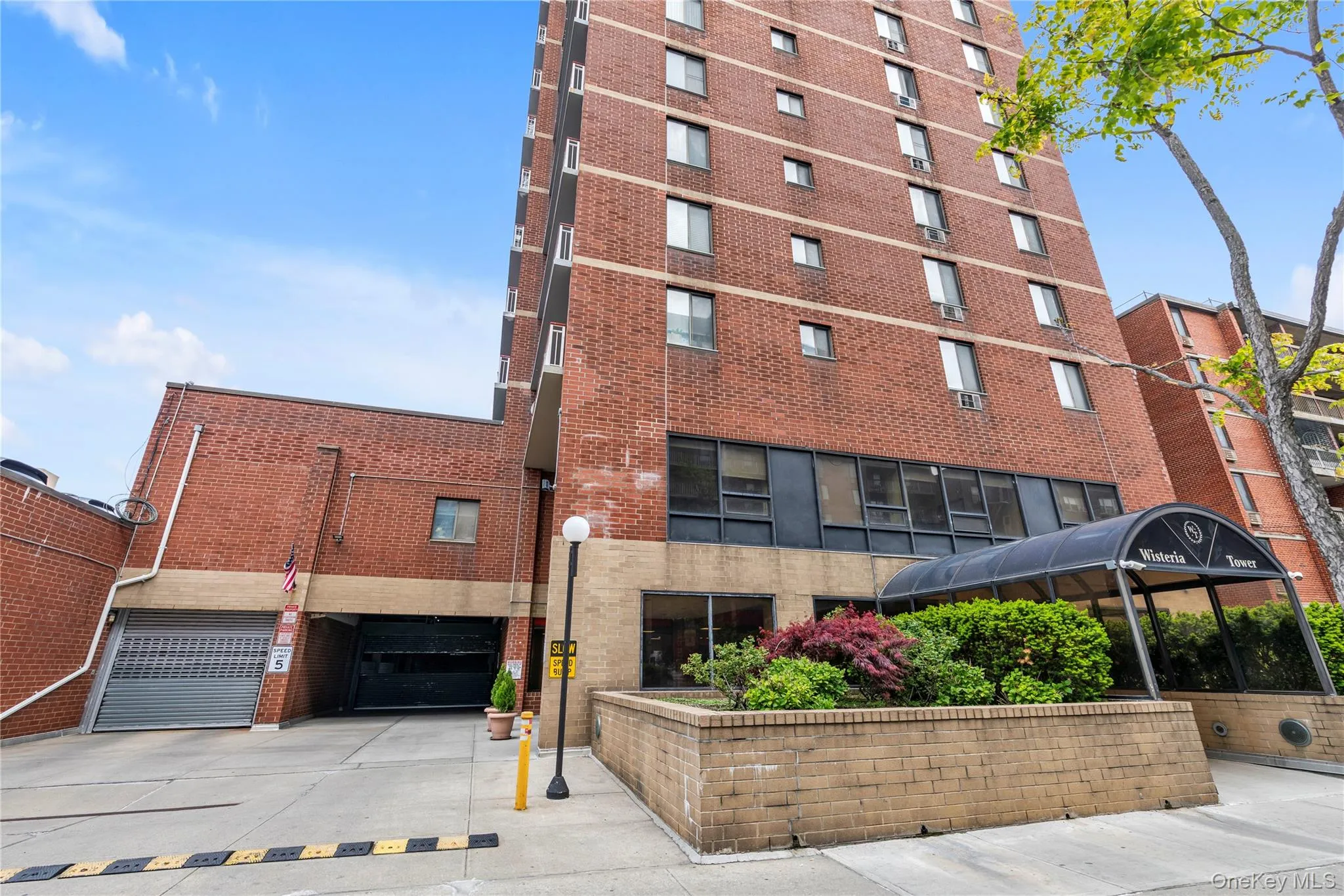 136-17 Maple Avenue, New York, NY, 2 Bedrooms Bedrooms, 5 Rooms Rooms,2 BathroomsBathrooms,Residential Sale,For Rent,Maple,0,997627 136-17 Maple Avenue, New York, NY, 2 Bedrooms Bedrooms, 5 Rooms Rooms,2 BathroomsBathrooms,Residential Sale,For Rent,Maple,0,997627