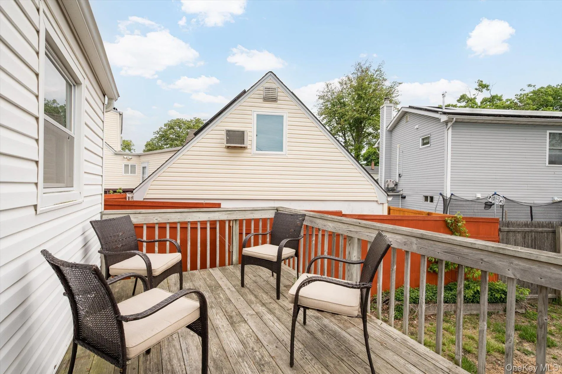 675 Little East Neck Road, West Babylon, NY, 3 Bedrooms Bedrooms, 5 Rooms Rooms,1 BathroomBathrooms,Residential,For Rent,Little East Neck,0,997630 675 Little East Neck Road, West Babylon, NY, 3 Bedrooms Bedrooms, 5 Rooms Rooms,1 BathroomBathrooms,Residential,For Rent,Little East Neck,0,997630