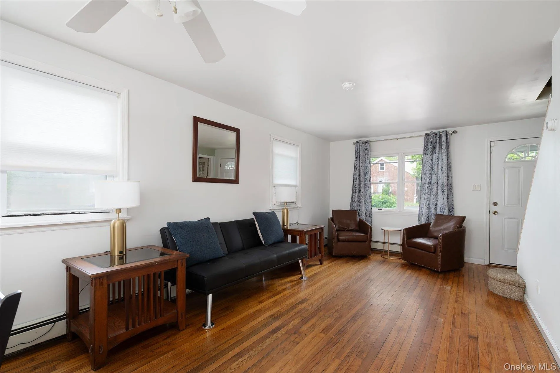 675 Little East Neck Road, West Babylon, NY, 3 Bedrooms Bedrooms, 5 Rooms Rooms,1 BathroomBathrooms,Residential,For Rent,Little East Neck,0,997630 675 Little East Neck Road, West Babylon, NY, 3 Bedrooms Bedrooms, 5 Rooms Rooms,1 BathroomBathrooms,Residential,For Rent,Little East Neck,0,997630