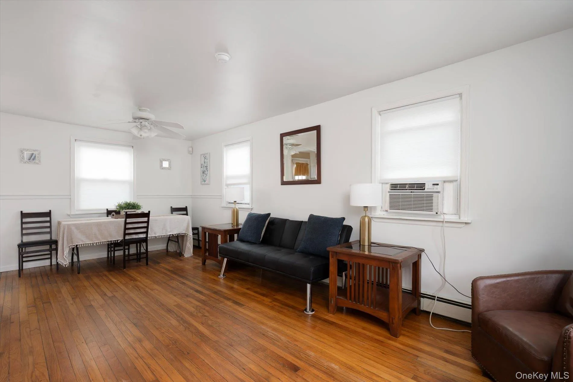675 Little East Neck Road, West Babylon, NY, 3 Bedrooms Bedrooms, 5 Rooms Rooms,1 BathroomBathrooms,Residential,For Rent,Little East Neck,0,997630 675 Little East Neck Road, West Babylon, NY, 3 Bedrooms Bedrooms, 5 Rooms Rooms,1 BathroomBathrooms,Residential,For Rent,Little East Neck,0,997630