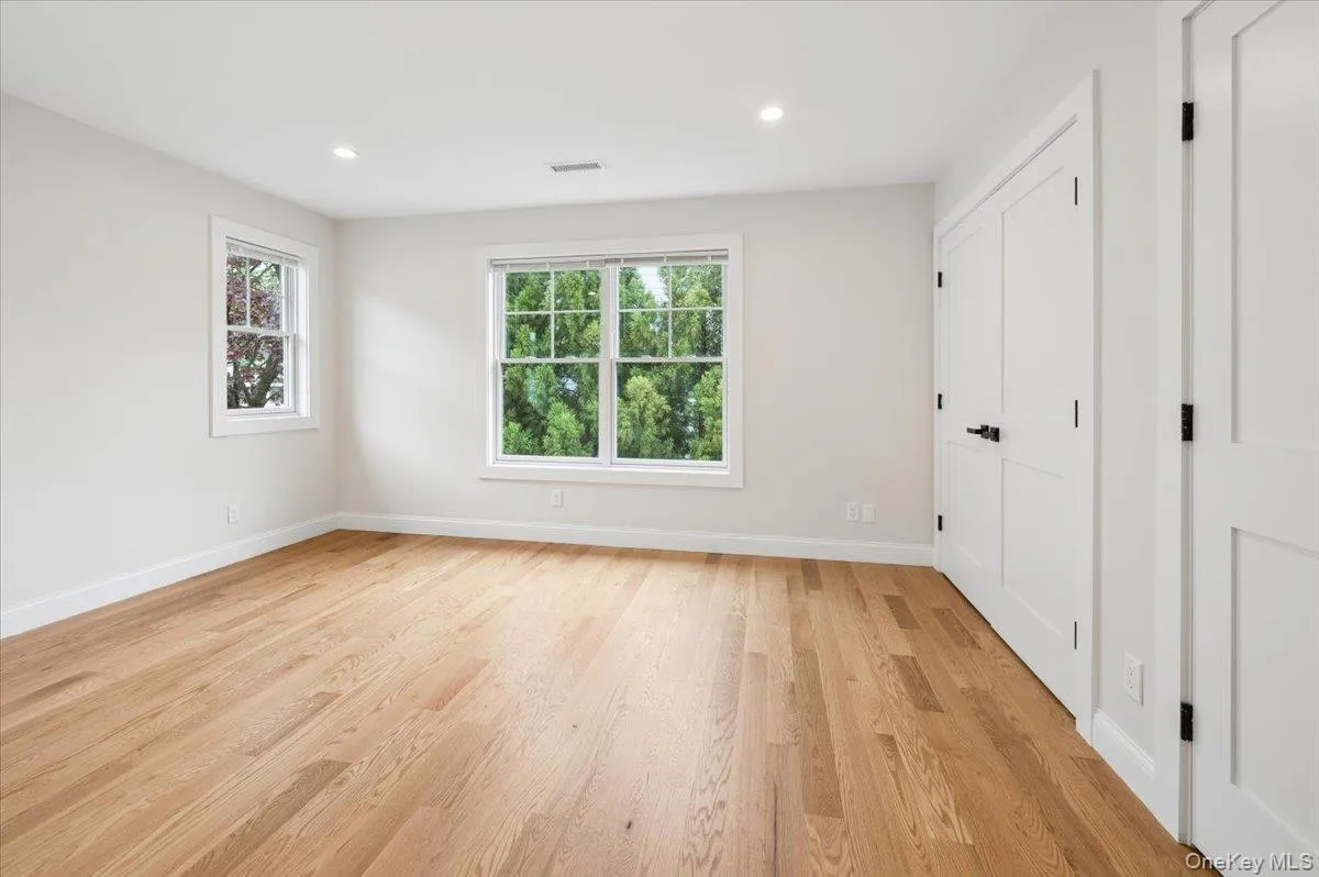 87 Crystal Street, Harrison, NY, 3 Bedrooms Bedrooms, 5 Rooms Rooms,2 BathroomsBathrooms,Residential Lease,For Rent,Crystal,0,997631 87 Crystal Street, Harrison, NY, 3 Bedrooms Bedrooms, 5 Rooms Rooms,2 BathroomsBathrooms,Residential Lease,For Rent,Crystal,0,997631