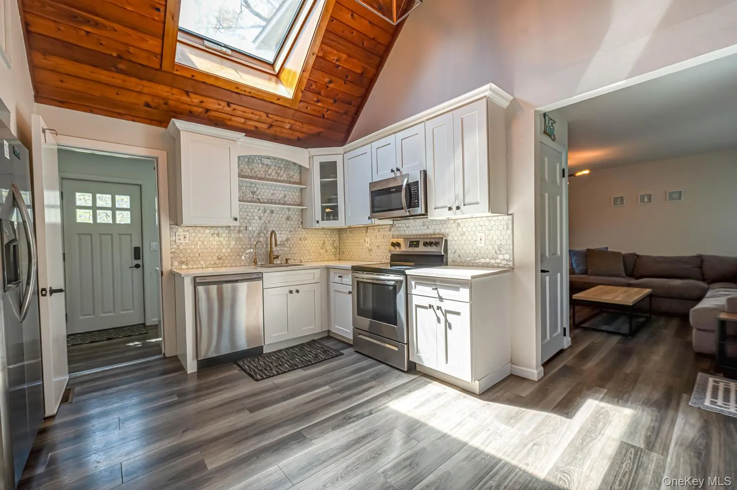 48 Springville Road, Southampton, NY, 3 Bedrooms Bedrooms, 9 Rooms Rooms,2 BathroomsBathrooms,Residential,For Rent,Springville,0,997632 48 Springville Road, Southampton, NY, 3 Bedrooms Bedrooms, 9 Rooms Rooms,2 BathroomsBathrooms,Residential,For Rent,Springville,0,997632