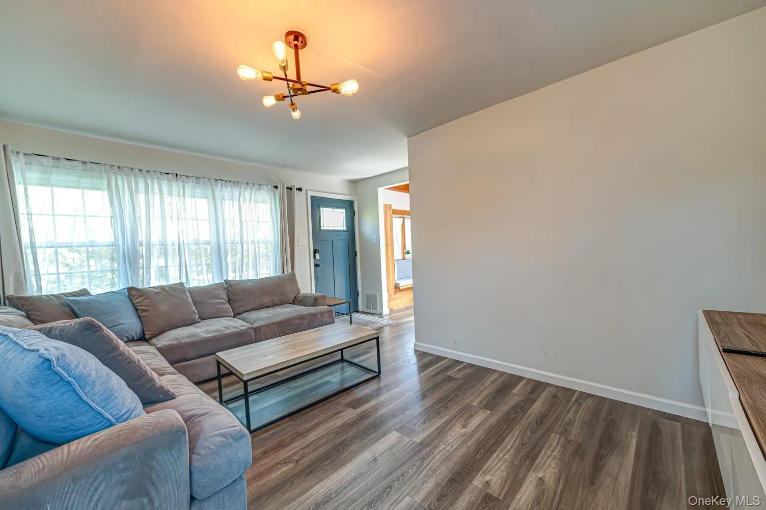 48 Springville Road, Southampton, NY, 3 Bedrooms Bedrooms, 9 Rooms Rooms,2 BathroomsBathrooms,Residential,For Rent,Springville,0,997632 48 Springville Road, Southampton, NY, 3 Bedrooms Bedrooms, 9 Rooms Rooms,2 BathroomsBathrooms,Residential,For Rent,Springville,0,997632