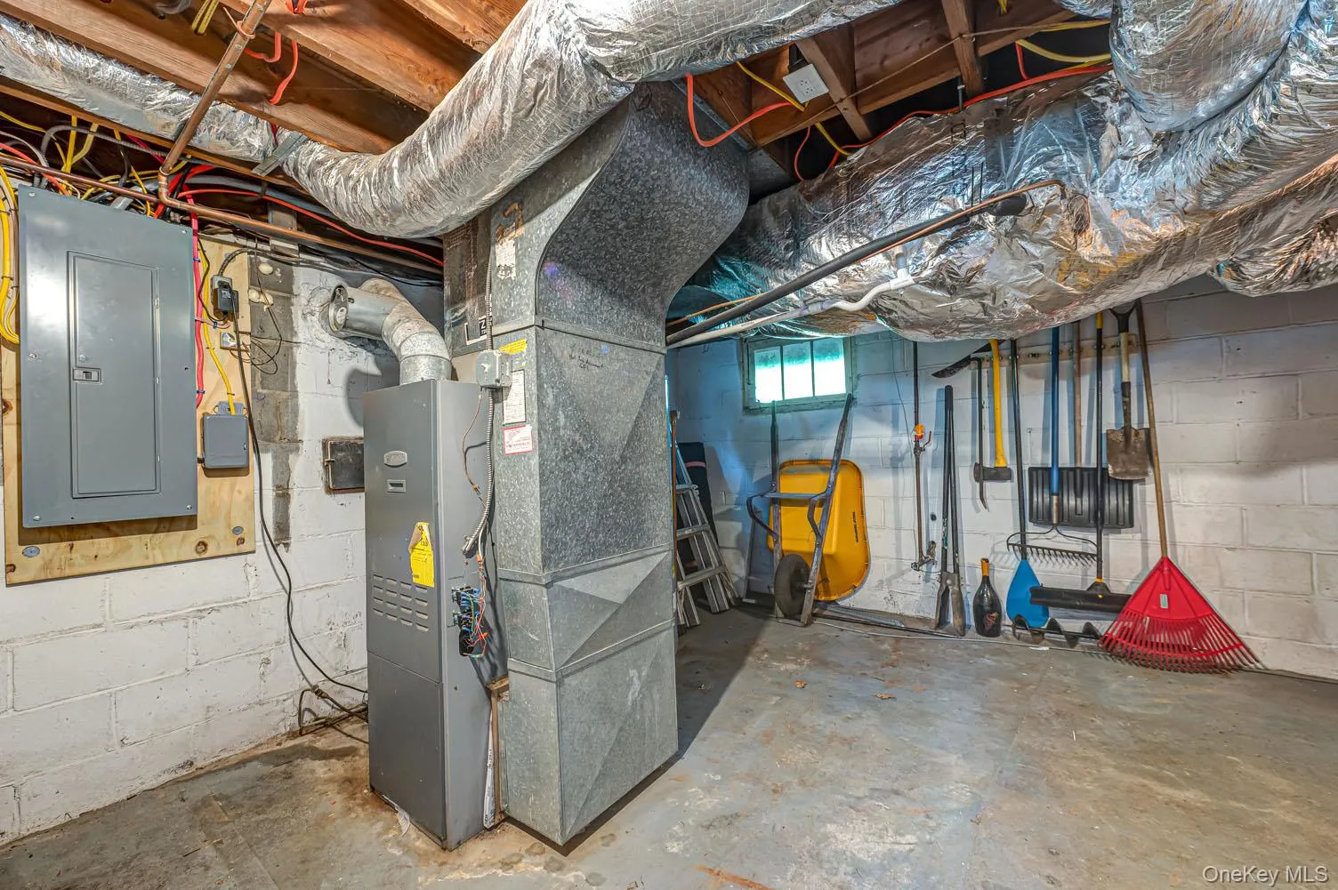 48 Springville Road, Southampton, NY, 3 Bedrooms Bedrooms, 9 Rooms Rooms,2 BathroomsBathrooms,Residential,For Rent,Springville,0,997632 48 Springville Road, Southampton, NY, 3 Bedrooms Bedrooms, 9 Rooms Rooms,2 BathroomsBathrooms,Residential,For Rent,Springville,0,997632