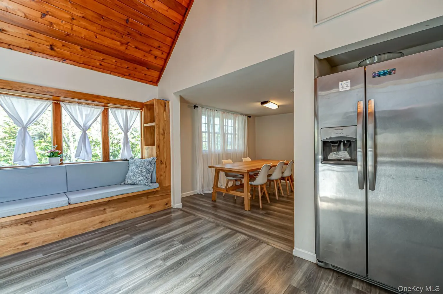 48 Springville Road, Southampton, NY, 3 Bedrooms Bedrooms, 9 Rooms Rooms,2 BathroomsBathrooms,Residential,For Rent,Springville,0,997632 48 Springville Road, Southampton, NY, 3 Bedrooms Bedrooms, 9 Rooms Rooms,2 BathroomsBathrooms,Residential,For Rent,Springville,0,997632