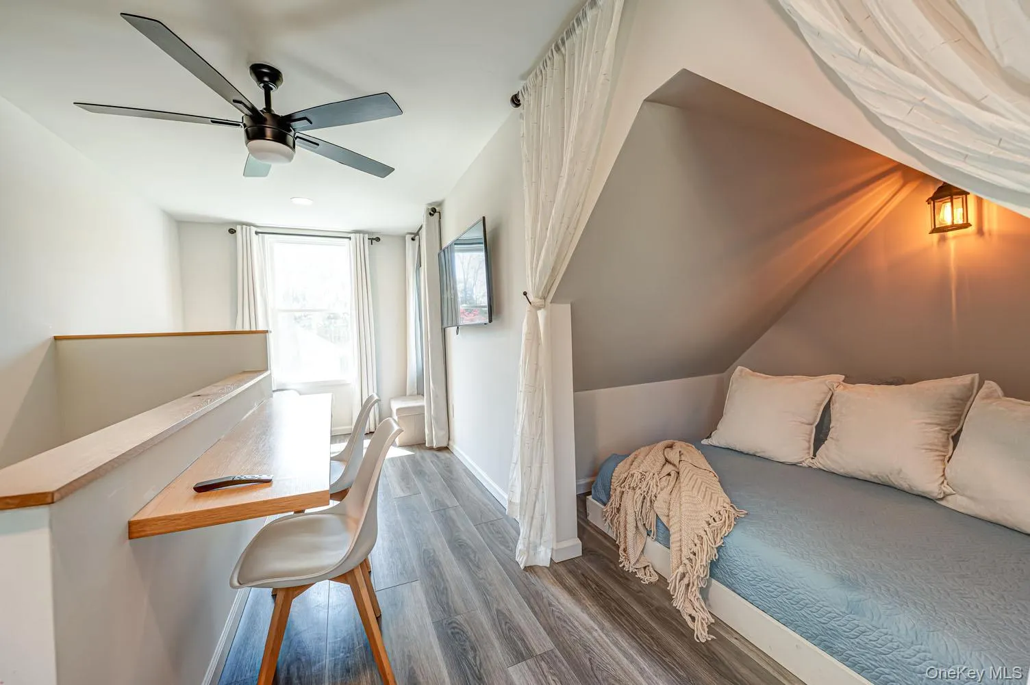 48 Springville Road, Southampton, NY, 3 Bedrooms Bedrooms, 9 Rooms Rooms,2 BathroomsBathrooms,Residential,For Rent,Springville,0,997632 48 Springville Road, Southampton, NY, 3 Bedrooms Bedrooms, 9 Rooms Rooms,2 BathroomsBathrooms,Residential,For Rent,Springville,0,997632
