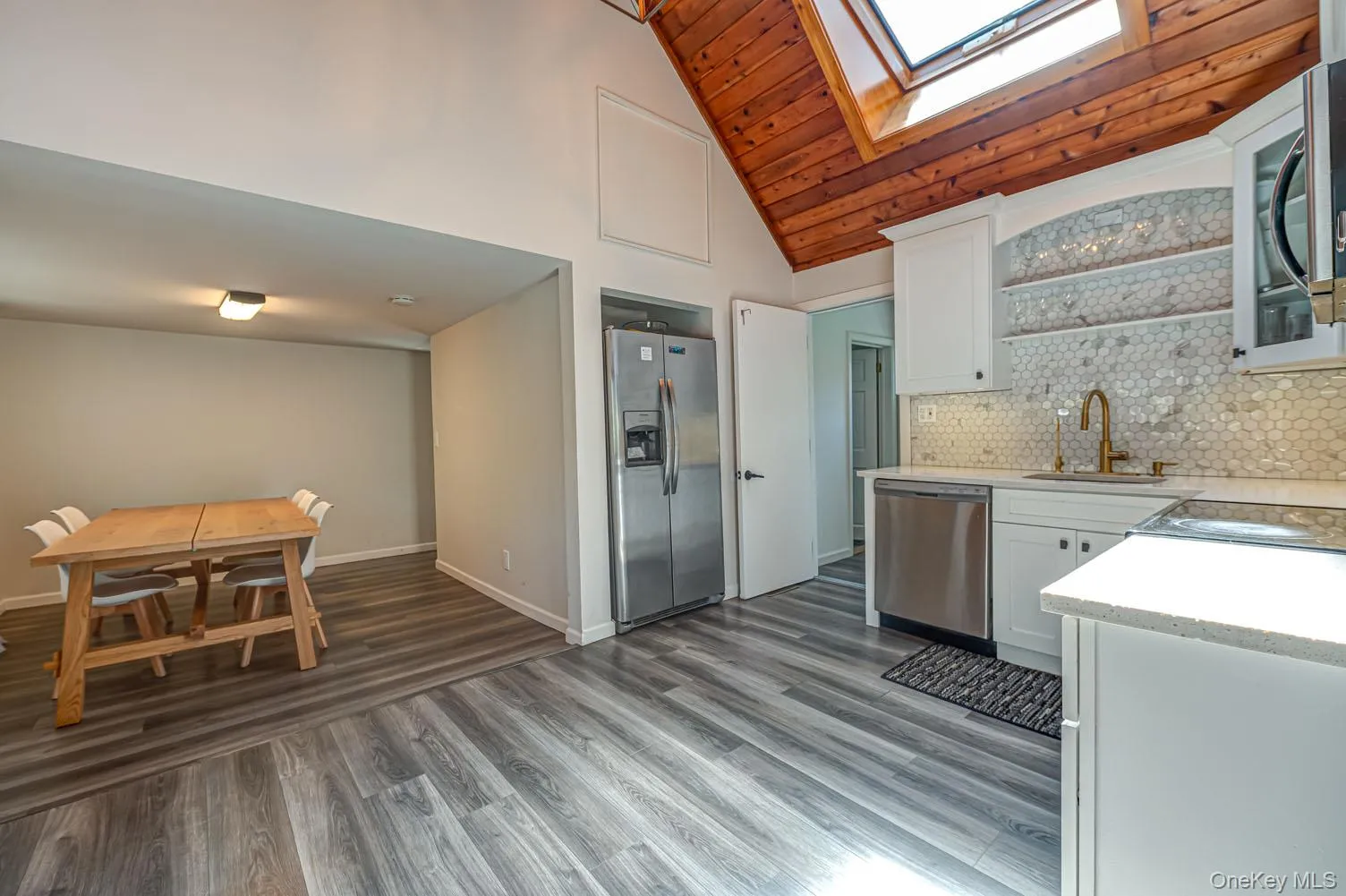48 Springville Road, Southampton, NY, 3 Bedrooms Bedrooms, 9 Rooms Rooms,2 BathroomsBathrooms,Residential,For Rent,Springville,0,997632 48 Springville Road, Southampton, NY, 3 Bedrooms Bedrooms, 9 Rooms Rooms,2 BathroomsBathrooms,Residential,For Rent,Springville,0,997632