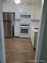 349 Middletown Road, Clarkstown, NY, 2 Bedrooms Bedrooms, 5 Rooms Rooms,1 BathroomBathrooms,Residential Lease,For Rent,Middletown,0,997639 349 Middletown Road, Clarkstown, NY, 2 Bedrooms Bedrooms, 5 Rooms Rooms,1 BathroomBathrooms,Residential Lease,For Rent,Middletown,0,997639