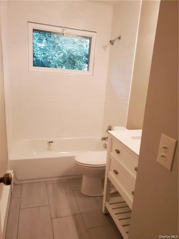 349 Middletown Road, Clarkstown, NY, 2 Bedrooms Bedrooms, 5 Rooms Rooms,1 BathroomBathrooms,Residential Lease,For Rent,Middletown,0,997639 349 Middletown Road, Clarkstown, NY, 2 Bedrooms Bedrooms, 5 Rooms Rooms,1 BathroomBathrooms,Residential Lease,For Rent,Middletown,0,997639