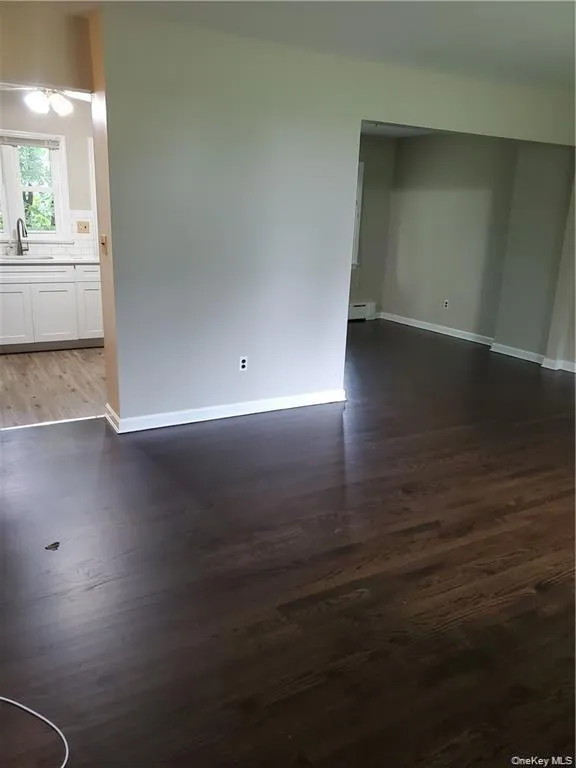 349 Middletown Road, Clarkstown, NY, 2 Bedrooms Bedrooms, 5 Rooms Rooms,1 BathroomBathrooms,Residential Lease,For Rent,Middletown,0,997639 349 Middletown Road, Clarkstown, NY, 2 Bedrooms Bedrooms, 5 Rooms Rooms,1 BathroomBathrooms,Residential Lease,For Rent,Middletown,0,997639