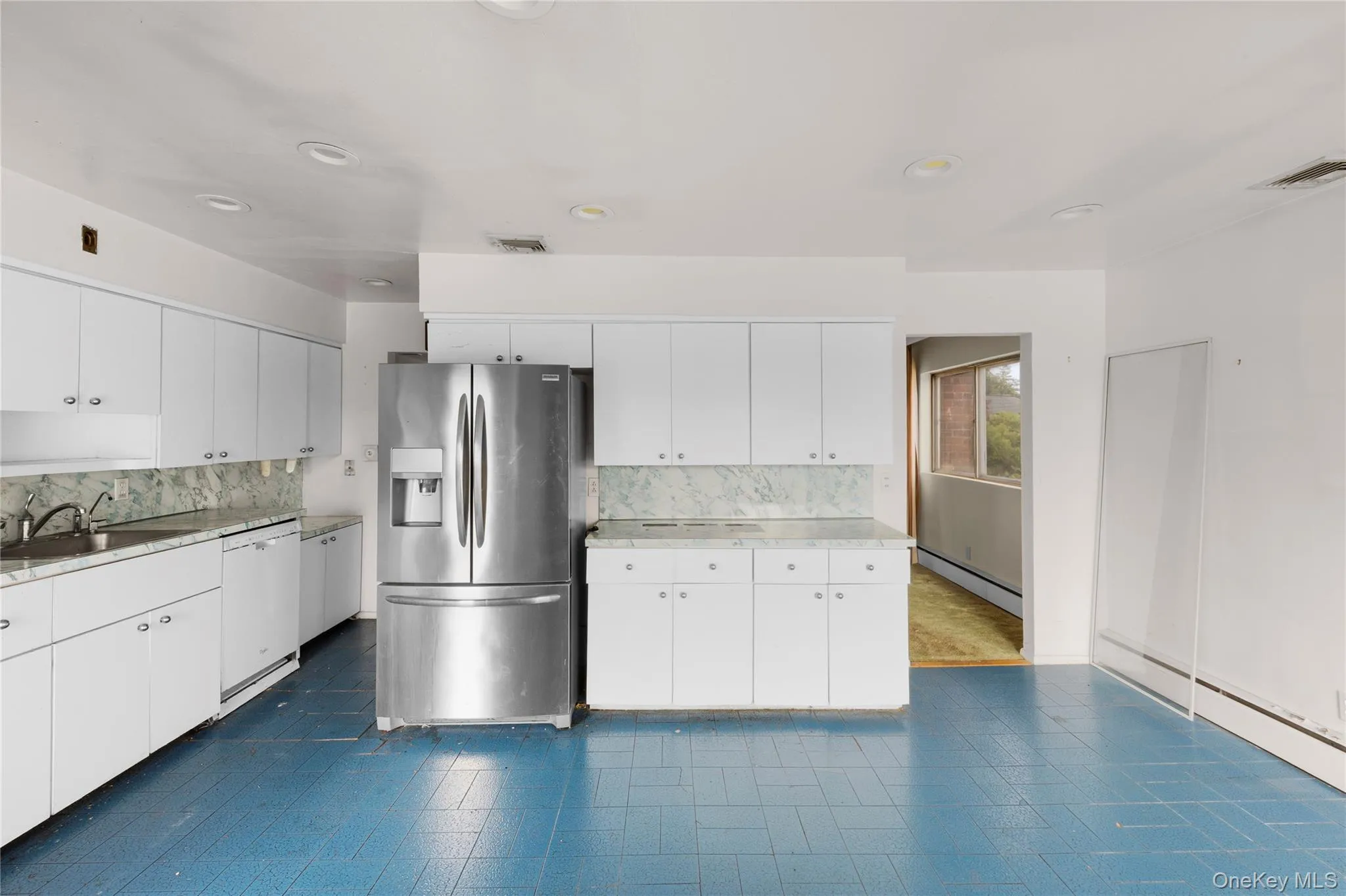 3386 Bertha Drive, Hempstead, NY, 5 Bedrooms Bedrooms, 9 Rooms Rooms,3 BathroomsBathrooms,Residential Sale,For Rent,Bertha,0,997640 3386 Bertha Drive, Hempstead, NY, 5 Bedrooms Bedrooms, 9 Rooms Rooms,3 BathroomsBathrooms,Residential Sale,For Rent,Bertha,0,997640