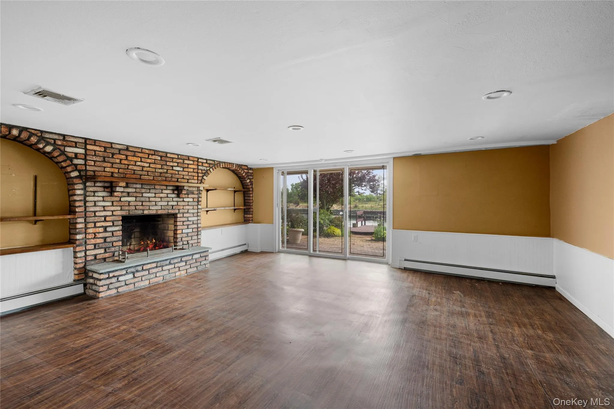 3386 Bertha Drive, Hempstead, NY, 5 Bedrooms Bedrooms, 9 Rooms Rooms,3 BathroomsBathrooms,Residential Sale,For Rent,Bertha,0,997640 3386 Bertha Drive, Hempstead, NY, 5 Bedrooms Bedrooms, 9 Rooms Rooms,3 BathroomsBathrooms,Residential Sale,For Rent,Bertha,0,997640