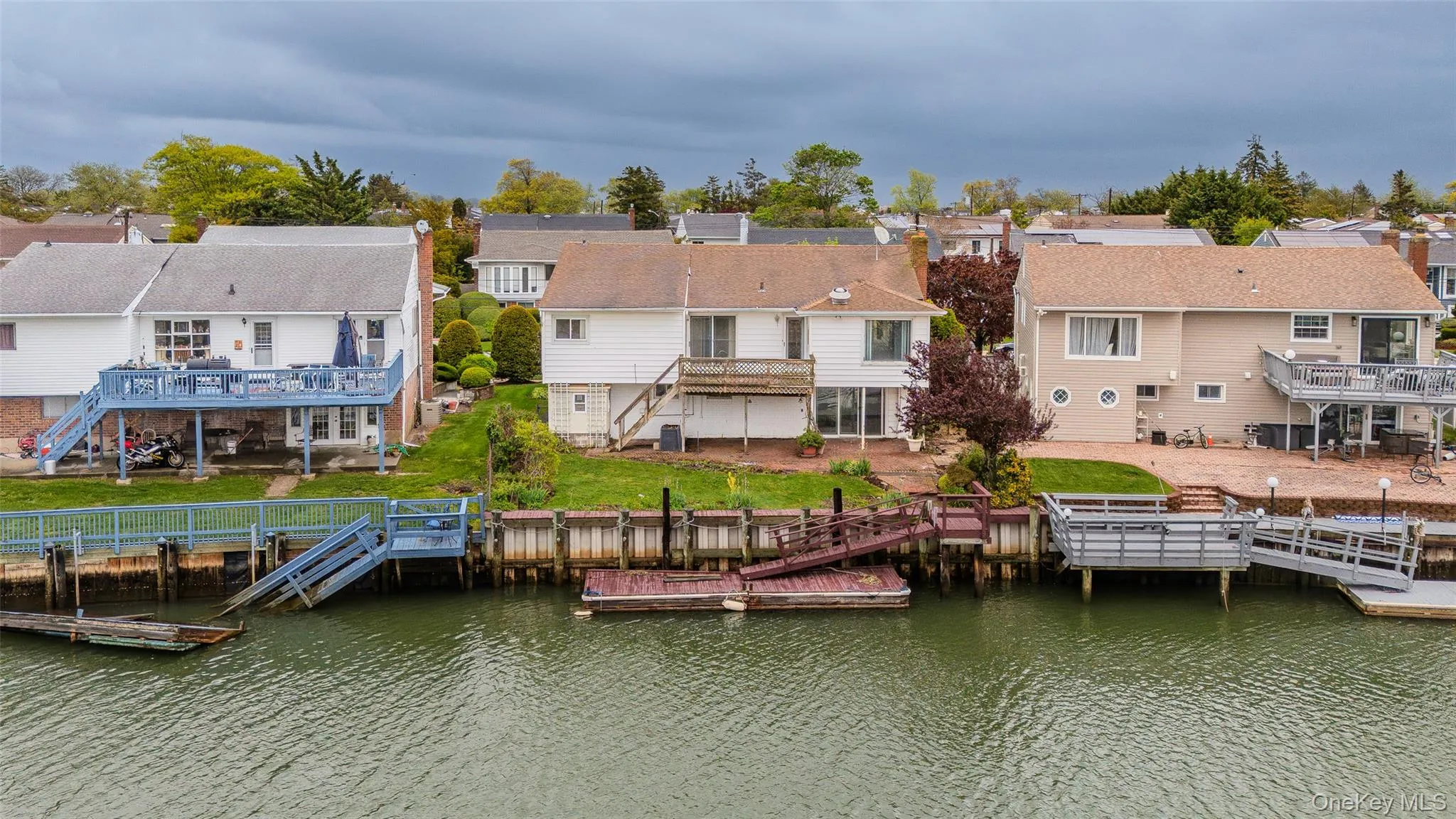 3386 Bertha Drive, Hempstead, NY, 5 Bedrooms Bedrooms, 9 Rooms Rooms,3 BathroomsBathrooms,Residential Sale,For Rent,Bertha,0,997640 3386 Bertha Drive, Hempstead, NY, 5 Bedrooms Bedrooms, 9 Rooms Rooms,3 BathroomsBathrooms,Residential Sale,For Rent,Bertha,0,997640
