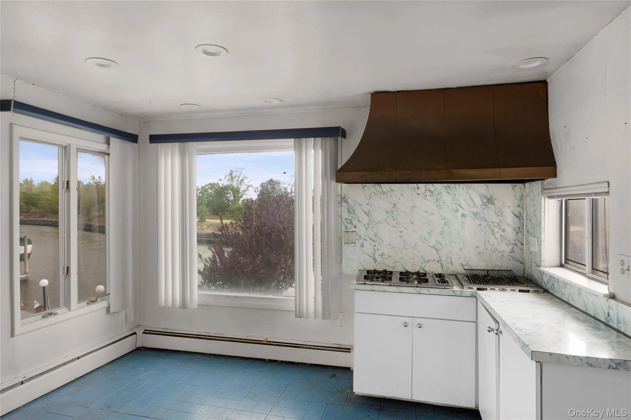3386 Bertha Drive, Hempstead, NY, 5 Bedrooms Bedrooms, 9 Rooms Rooms,3 BathroomsBathrooms,Residential Sale,For Rent,Bertha,0,997640 3386 Bertha Drive, Hempstead, NY, 5 Bedrooms Bedrooms, 9 Rooms Rooms,3 BathroomsBathrooms,Residential Sale,For Rent,Bertha,0,997640