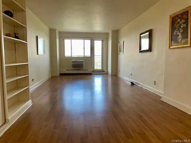 39-65 52nd Street, New York, NY, 1 Bedroom Bedrooms, 3 Rooms Rooms,1 BathroomBathrooms,Residential,For Rent,52nd,0,997643 39-65 52nd Street, New York, NY, 1 Bedroom Bedrooms, 3 Rooms Rooms,1 BathroomBathrooms,Residential,For Rent,52nd,0,997643