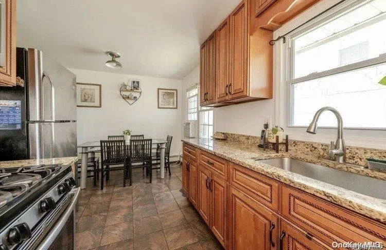 22 Pine Lane, Hempstead, NY, 4 Bedrooms Bedrooms, 6 Rooms Rooms,2 BathroomsBathrooms,Residential Lease,For Rent,Pine,0,997648 22 Pine Lane, Hempstead, NY, 4 Bedrooms Bedrooms, 6 Rooms Rooms,2 BathroomsBathrooms,Residential Lease,For Rent,Pine,0,997648