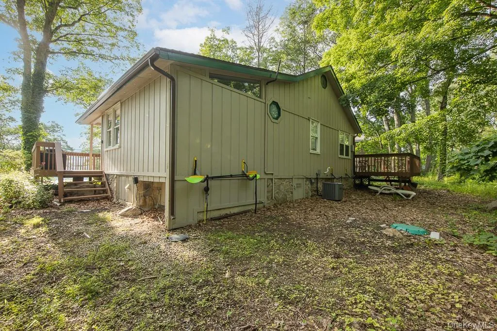 56 Bluff Avenue, Warwick (town), NY, 2 Bedrooms Bedrooms, 6 Rooms Rooms,1 BathroomBathrooms,Residential Lease,For Rent,Bluff,0,997652 56 Bluff Avenue, Warwick (town), NY, 2 Bedrooms Bedrooms, 6 Rooms Rooms,1 BathroomBathrooms,Residential Lease,For Rent,Bluff,0,997652