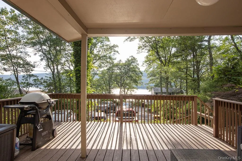 56 Bluff Avenue, Warwick (town), NY, 2 Bedrooms Bedrooms, 6 Rooms Rooms,1 BathroomBathrooms,Residential Lease,For Rent,Bluff,0,997652 56 Bluff Avenue, Warwick (town), NY, 2 Bedrooms Bedrooms, 6 Rooms Rooms,1 BathroomBathrooms,Residential Lease,For Rent,Bluff,0,997652