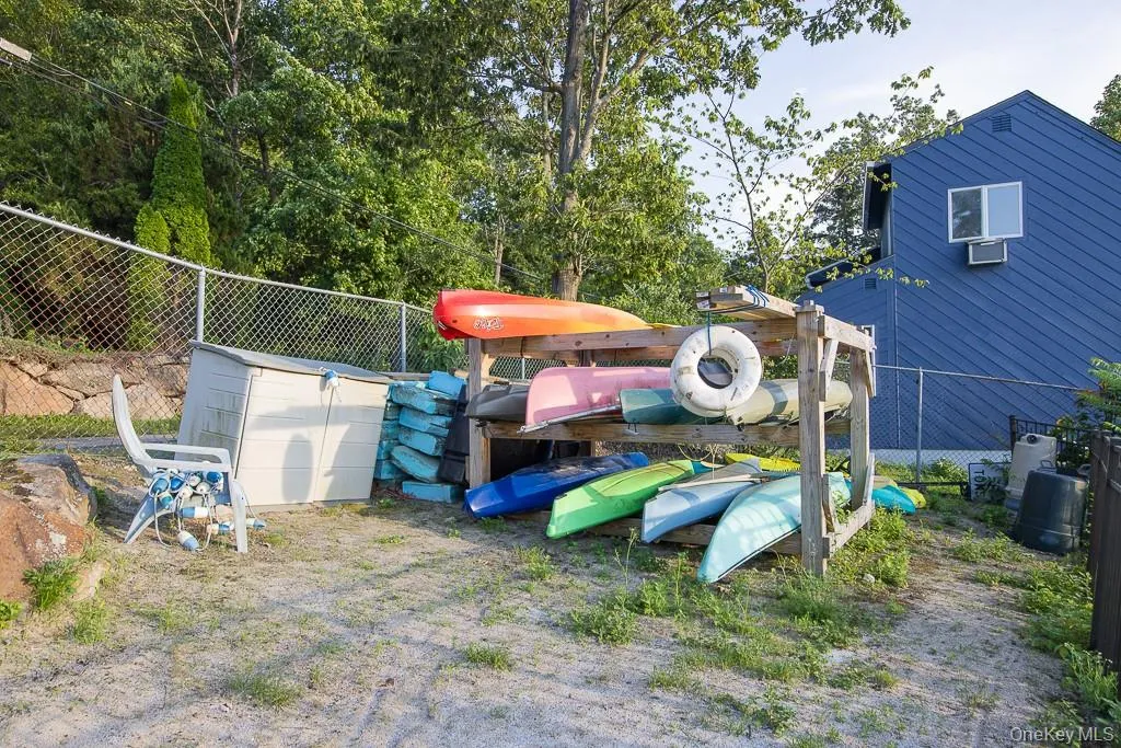 56 Bluff Avenue, Warwick (town), NY, 2 Bedrooms Bedrooms, 6 Rooms Rooms,1 BathroomBathrooms,Residential Lease,For Rent,Bluff,0,997652 56 Bluff Avenue, Warwick (town), NY, 2 Bedrooms Bedrooms, 6 Rooms Rooms,1 BathroomBathrooms,Residential Lease,For Rent,Bluff,0,997652