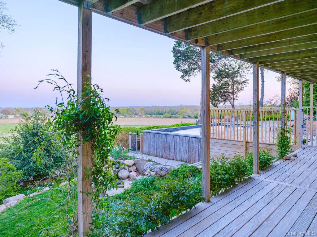 255 View Drive, Southold, NY, 3 Bedrooms Bedrooms, 7 Rooms Rooms,3 BathroomsBathrooms,Residential,For Rent,View,0,997654 255 View Drive, Southold, NY, 3 Bedrooms Bedrooms, 7 Rooms Rooms,3 BathroomsBathrooms,Residential,For Rent,View,0,997654