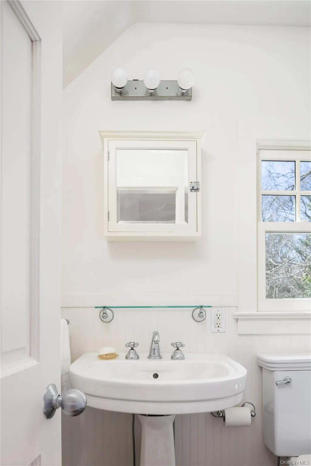 255 View Drive, Southold, NY, 3 Bedrooms Bedrooms, 7 Rooms Rooms,3 BathroomsBathrooms,Residential,For Rent,View,0,997654 255 View Drive, Southold, NY, 3 Bedrooms Bedrooms, 7 Rooms Rooms,3 BathroomsBathrooms,Residential,For Rent,View,0,997654