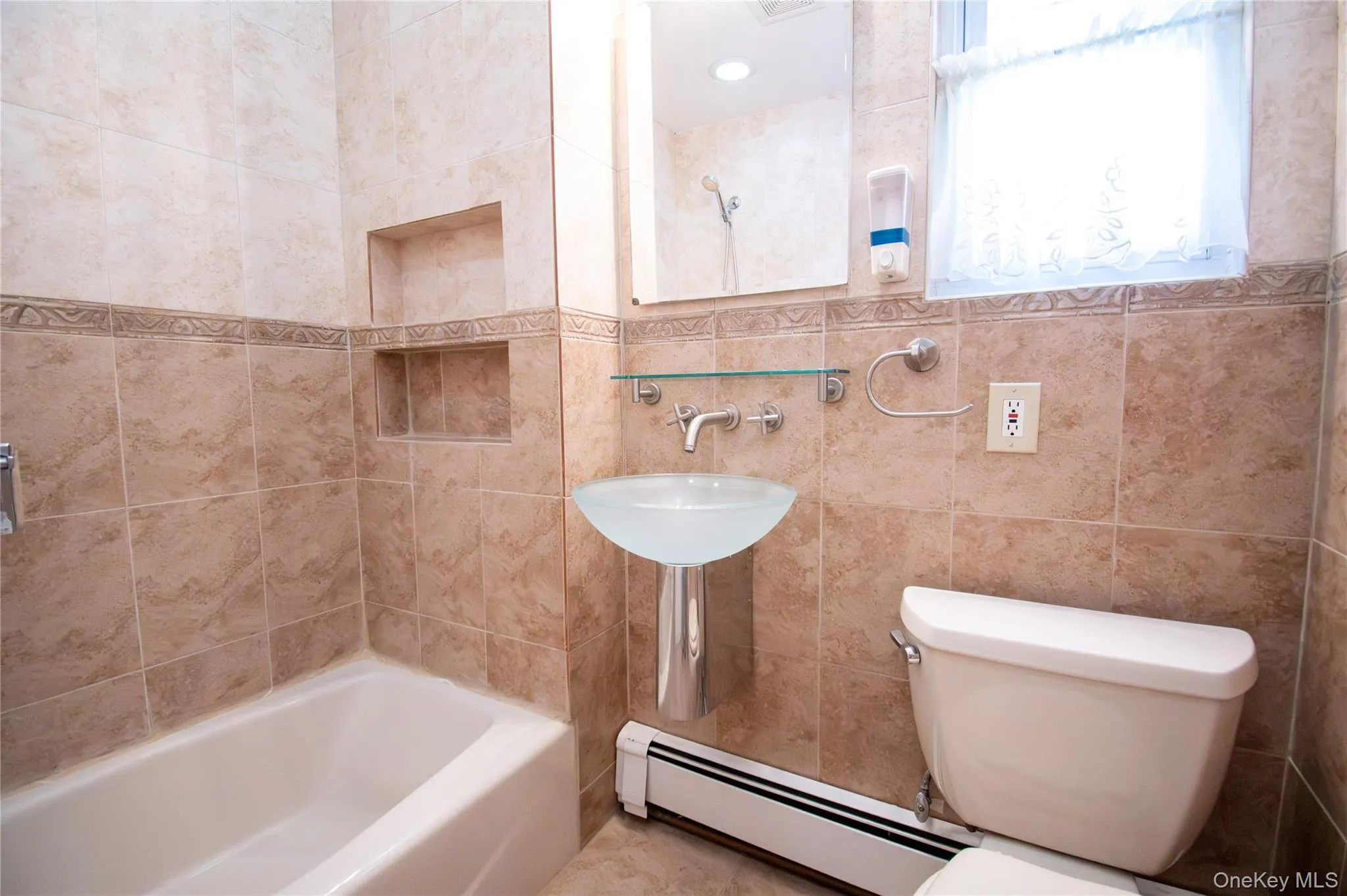 828 Jefferson Street, Hempstead, NY, 4 Bedrooms Bedrooms, 8 Rooms Rooms,2 BathroomsBathrooms,Residential Sale,For Rent,Jefferson,0,997658 828 Jefferson Street, Hempstead, NY, 4 Bedrooms Bedrooms, 8 Rooms Rooms,2 BathroomsBathrooms,Residential Sale,For Rent,Jefferson,0,997658
