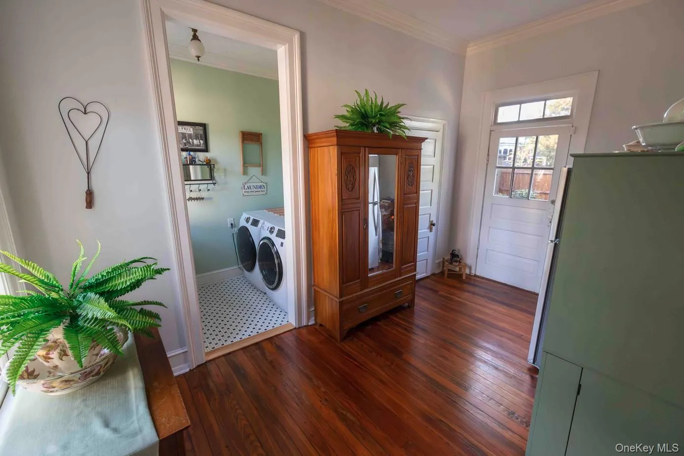 Mud Room Mud Room