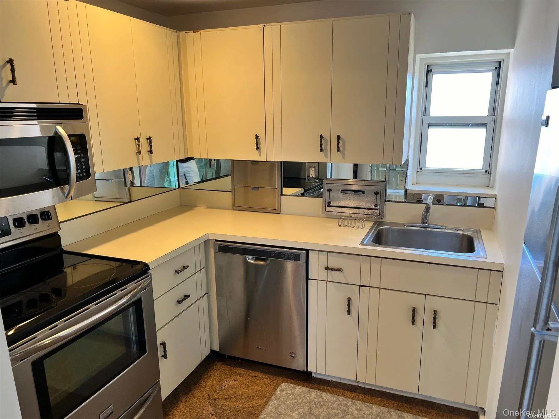 2 Richmond Road, Hempstead, NY, 1 Bedroom Bedrooms, 3 Rooms Rooms,1 BathroomBathrooms,Residential Lease,For Rent,Richmond,0,997667 2 Richmond Road, Hempstead, NY, 1 Bedroom Bedrooms, 3 Rooms Rooms,1 BathroomBathrooms,Residential Lease,For Rent,Richmond,0,997667