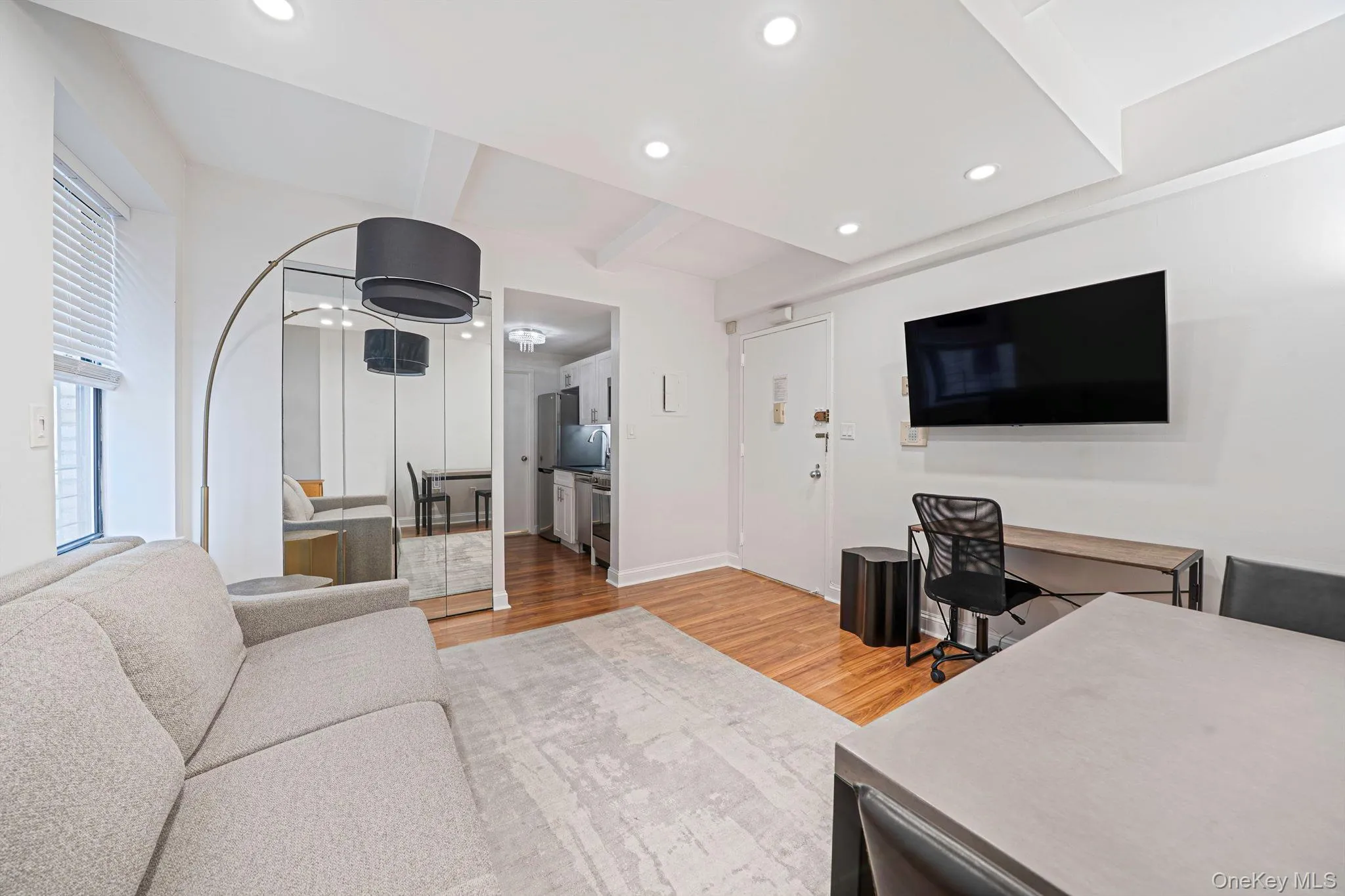 150 W 51st St, New York, NY, 1 Bedroom Bedrooms, 2 Rooms Rooms,1 BathroomBathrooms,Residential Lease,For Rent,51st St,0,997675 150 W 51st St, New York, NY, 1 Bedroom Bedrooms, 2 Rooms Rooms,1 BathroomBathrooms,Residential Lease,For Rent,51st St,0,997675