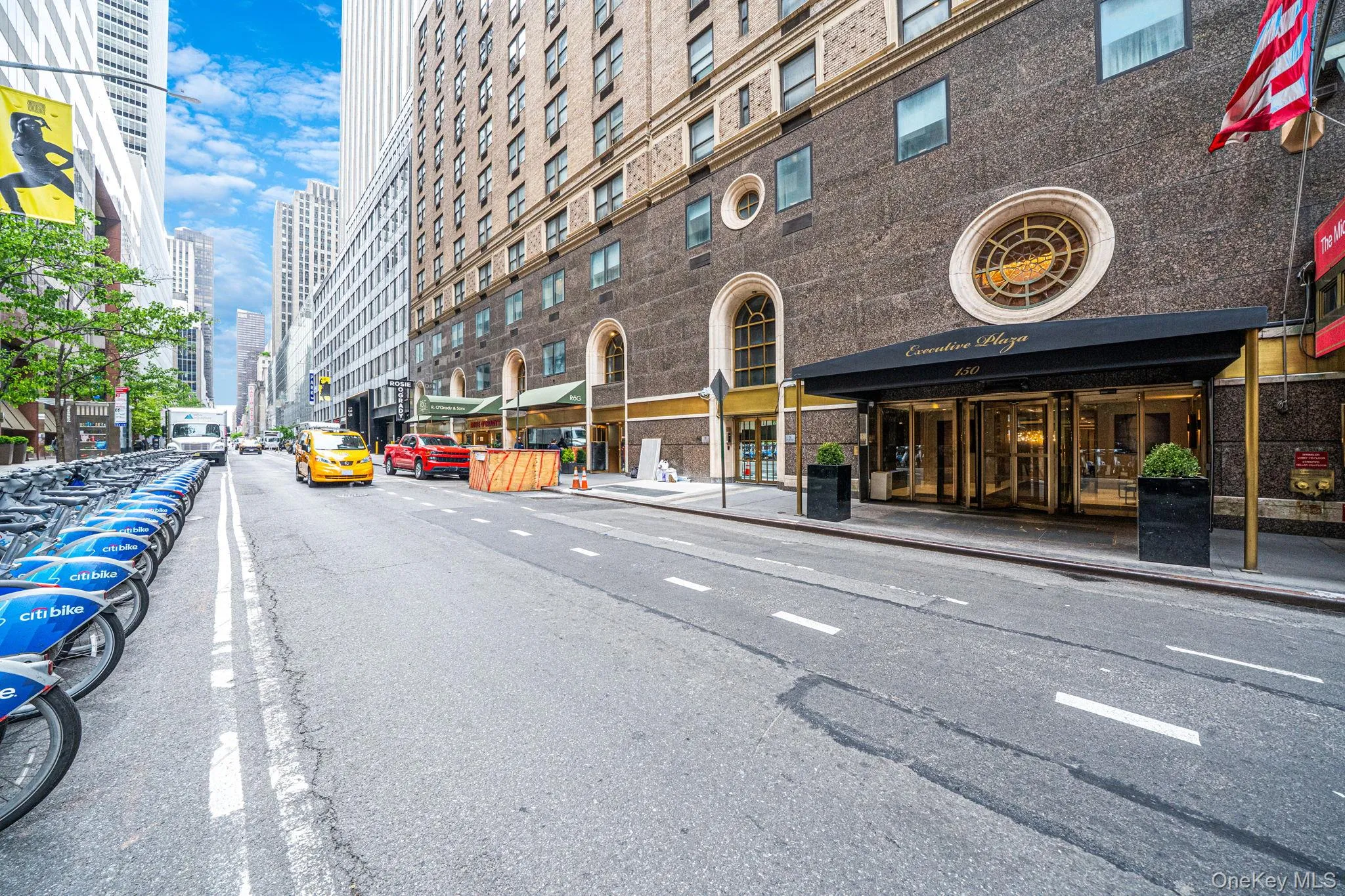 150 W 51st St, New York, NY, 1 Bedroom Bedrooms, 2 Rooms Rooms,1 BathroomBathrooms,Residential Lease,For Rent,51st St,0,997675 150 W 51st St, New York, NY, 1 Bedroom Bedrooms, 2 Rooms Rooms,1 BathroomBathrooms,Residential Lease,For Rent,51st St,0,997675