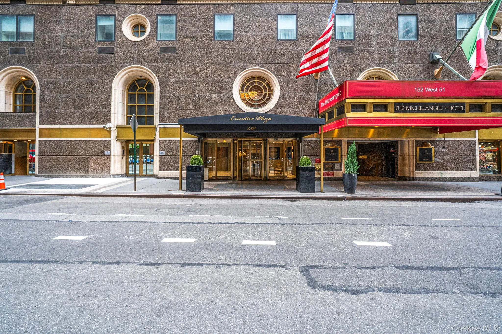 150 W 51st St, New York, NY, 1 Bedroom Bedrooms, 2 Rooms Rooms,1 BathroomBathrooms,Residential Lease,For Rent,51st St,0,997675 150 W 51st St, New York, NY, 1 Bedroom Bedrooms, 2 Rooms Rooms,1 BathroomBathrooms,Residential Lease,For Rent,51st St,0,997675