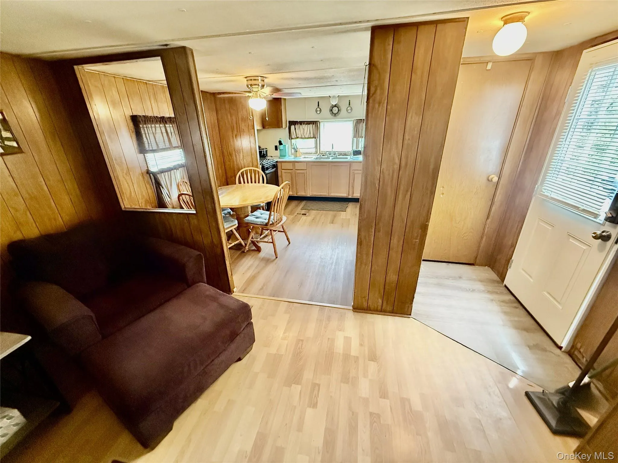 822 Lark Lane, Deerpark, NY, 3 Bedrooms Bedrooms, 7 Rooms Rooms,1 BathroomBathrooms,Residential Sale,For Rent,Lark,0,997685 822 Lark Lane, Deerpark, NY, 3 Bedrooms Bedrooms, 7 Rooms Rooms,1 BathroomBathrooms,Residential Sale,For Rent,Lark,0,997685