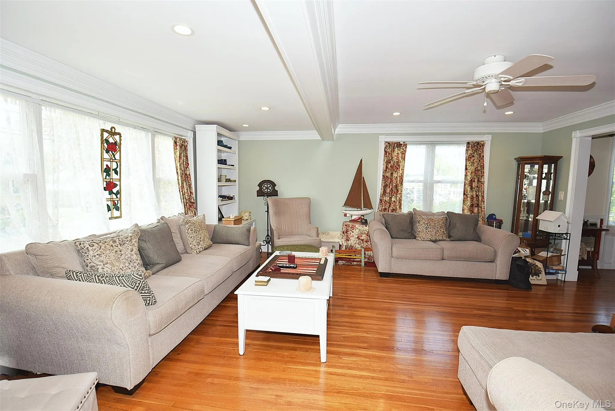 19 and 19A Brook Street, Babylon, NY, 5 Bedrooms Bedrooms, 11 Rooms Rooms,3 BathroomsBathrooms,Residential,For Rent,Brook,0,997686 19 and 19A Brook Street, Babylon, NY, 5 Bedrooms Bedrooms, 11 Rooms Rooms,3 BathroomsBathrooms,Residential,For Rent,Brook,0,997686