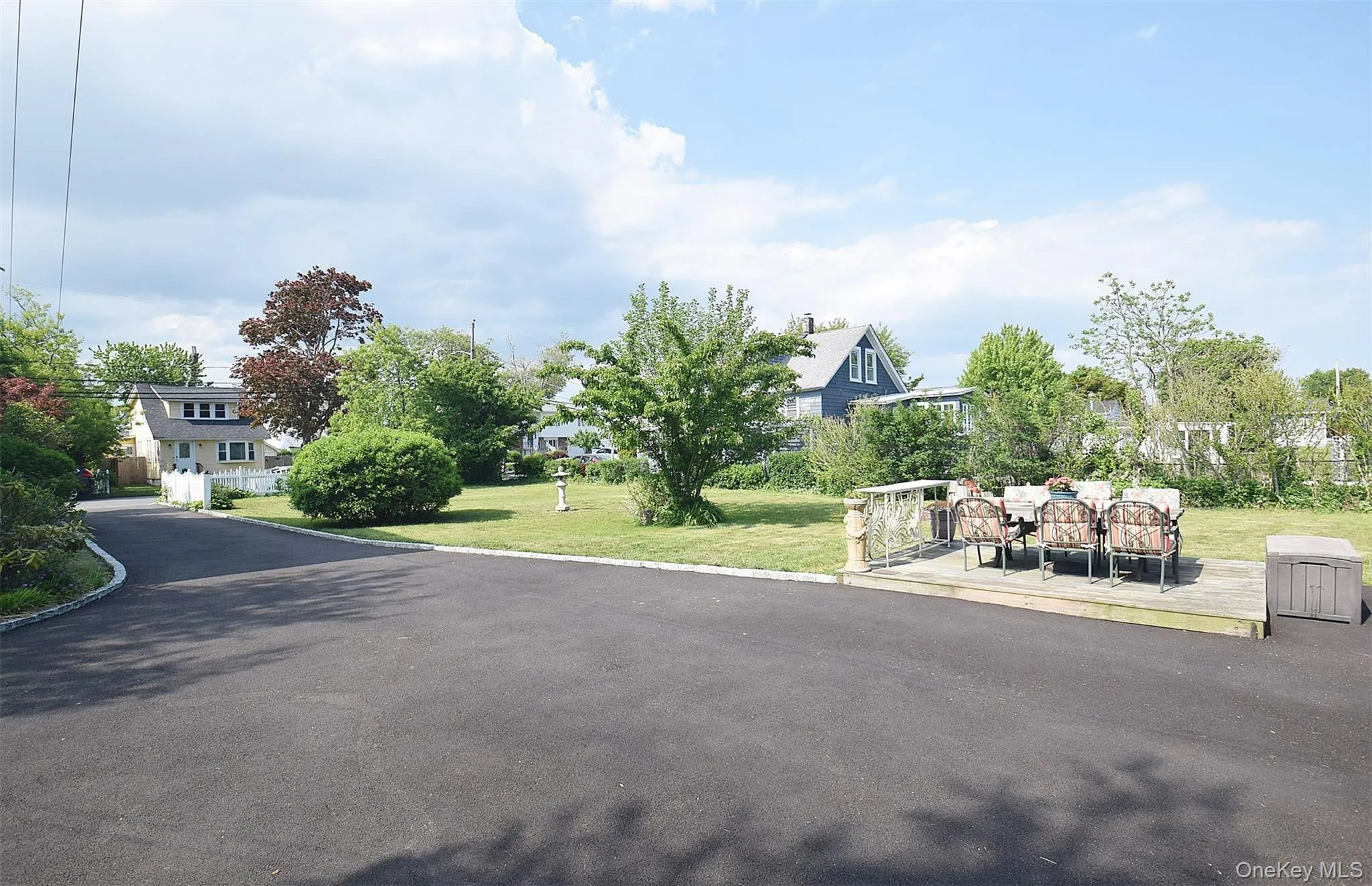 19 and 19A Brook Street, Babylon, NY, 5 Bedrooms Bedrooms, 11 Rooms Rooms,3 BathroomsBathrooms,Residential,For Rent,Brook,0,997686 19 and 19A Brook Street, Babylon, NY, 5 Bedrooms Bedrooms, 11 Rooms Rooms,3 BathroomsBathrooms,Residential,For Rent,Brook,0,997686