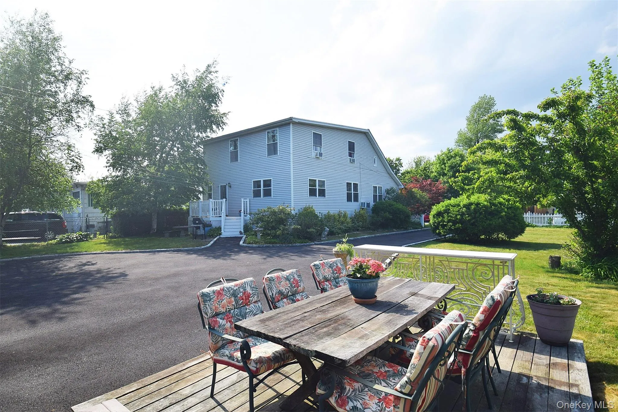 19 and 19A Brook Street, Babylon, NY, 5 Bedrooms Bedrooms, 11 Rooms Rooms,3 BathroomsBathrooms,Residential,For Rent,Brook,0,997686 19 and 19A Brook Street, Babylon, NY, 5 Bedrooms Bedrooms, 11 Rooms Rooms,3 BathroomsBathrooms,Residential,For Rent,Brook,0,997686