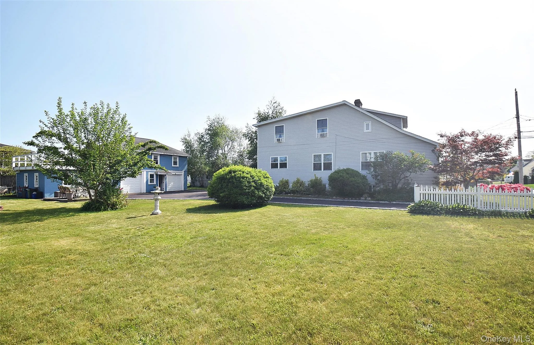 19 and 19A Brook Street, Babylon, NY, 5 Bedrooms Bedrooms, 11 Rooms Rooms,3 BathroomsBathrooms,Residential,For Rent,Brook,0,997686 19 and 19A Brook Street, Babylon, NY, 5 Bedrooms Bedrooms, 11 Rooms Rooms,3 BathroomsBathrooms,Residential,For Rent,Brook,0,997686