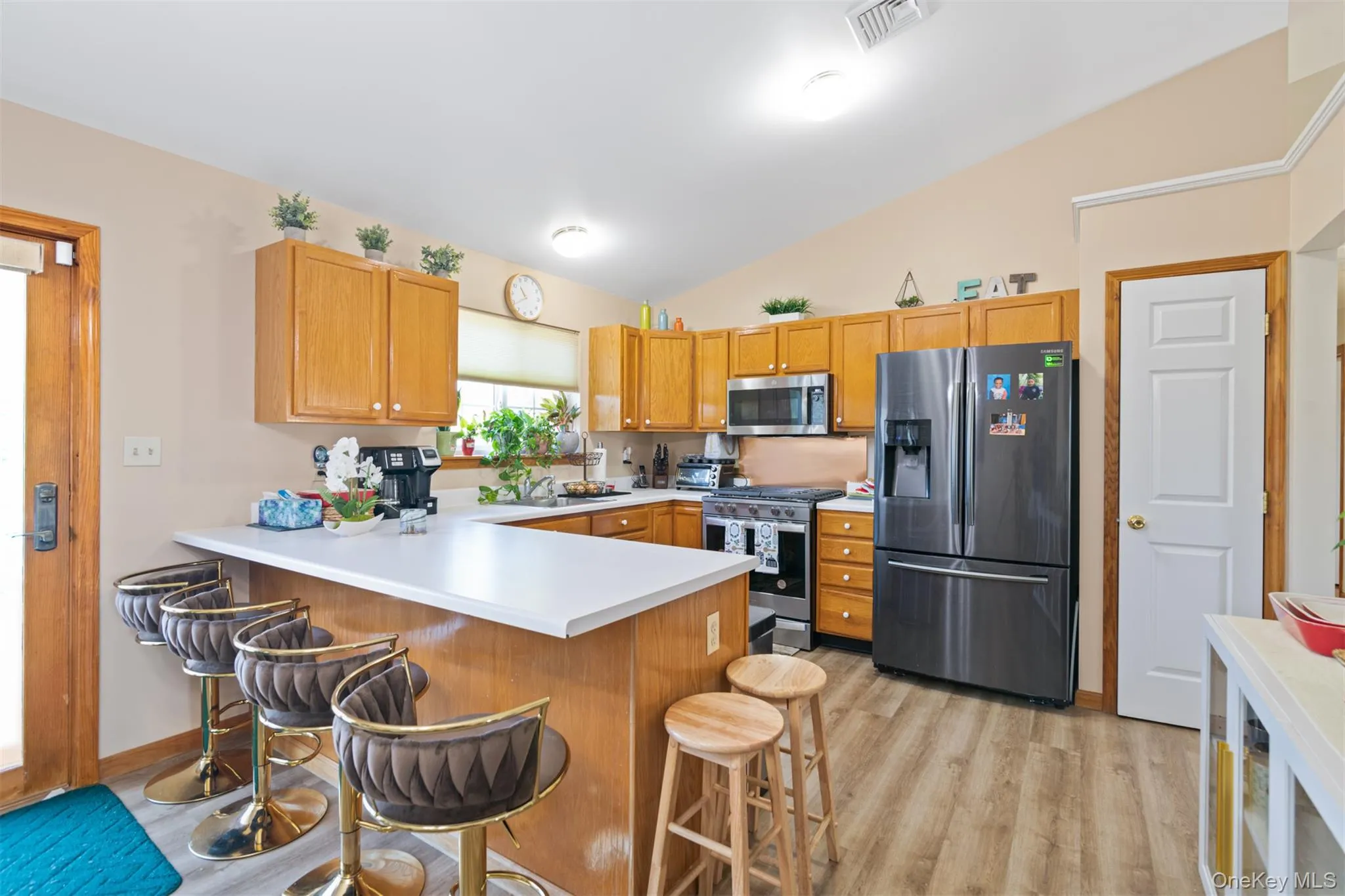 8 Bernadette Way, Blooming Grove, NY, 3 Bedrooms Bedrooms, 9 Rooms Rooms,3 BathroomsBathrooms,Residential,For Rent,Bernadette,0,997695 8 Bernadette Way, Blooming Grove, NY, 3 Bedrooms Bedrooms, 9 Rooms Rooms,3 BathroomsBathrooms,Residential,For Rent,Bernadette,0,997695