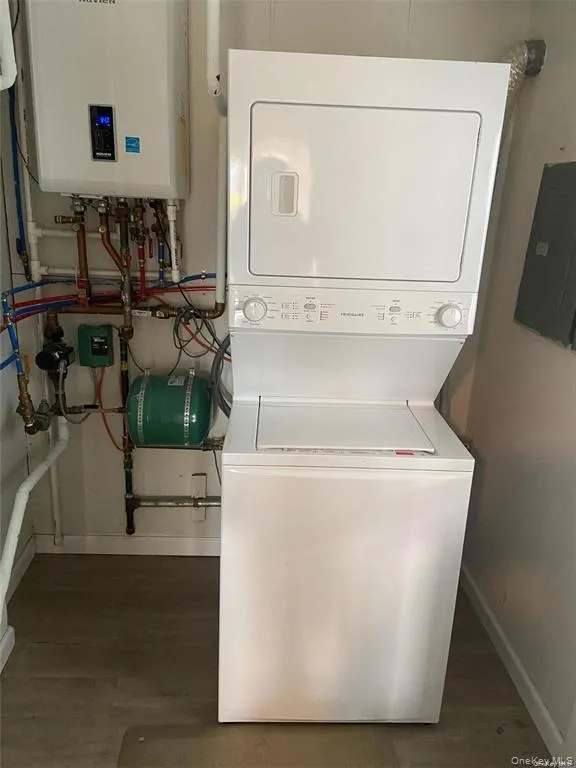 541 Park Avenue, Long Beach, NY, 3 Bedrooms Bedrooms, 6 Rooms Rooms,2 BathroomsBathrooms,Residential Lease,For Rent,Park,0,997696 541 Park Avenue, Long Beach, NY, 3 Bedrooms Bedrooms, 6 Rooms Rooms,2 BathroomsBathrooms,Residential Lease,For Rent,Park,0,997696
