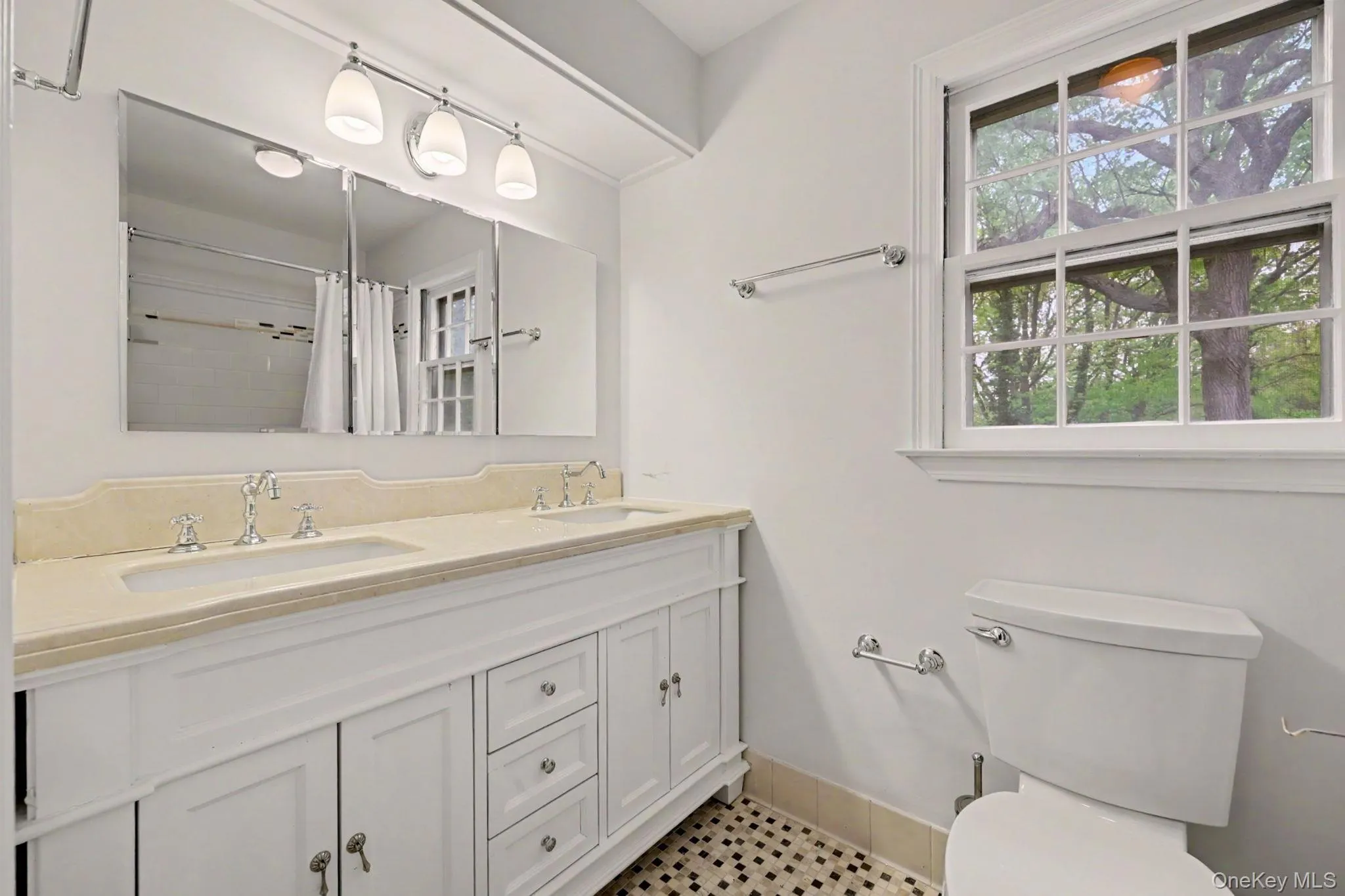 6 Hidden Green Lane, Mamaroneck, NY, 4 Bedrooms Bedrooms, 9 Rooms Rooms,3 BathroomsBathrooms,Residential Lease,For Rent,Hidden Green,0,997699 6 Hidden Green Lane, Mamaroneck, NY, 4 Bedrooms Bedrooms, 9 Rooms Rooms,3 BathroomsBathrooms,Residential Lease,For Rent,Hidden Green,0,997699