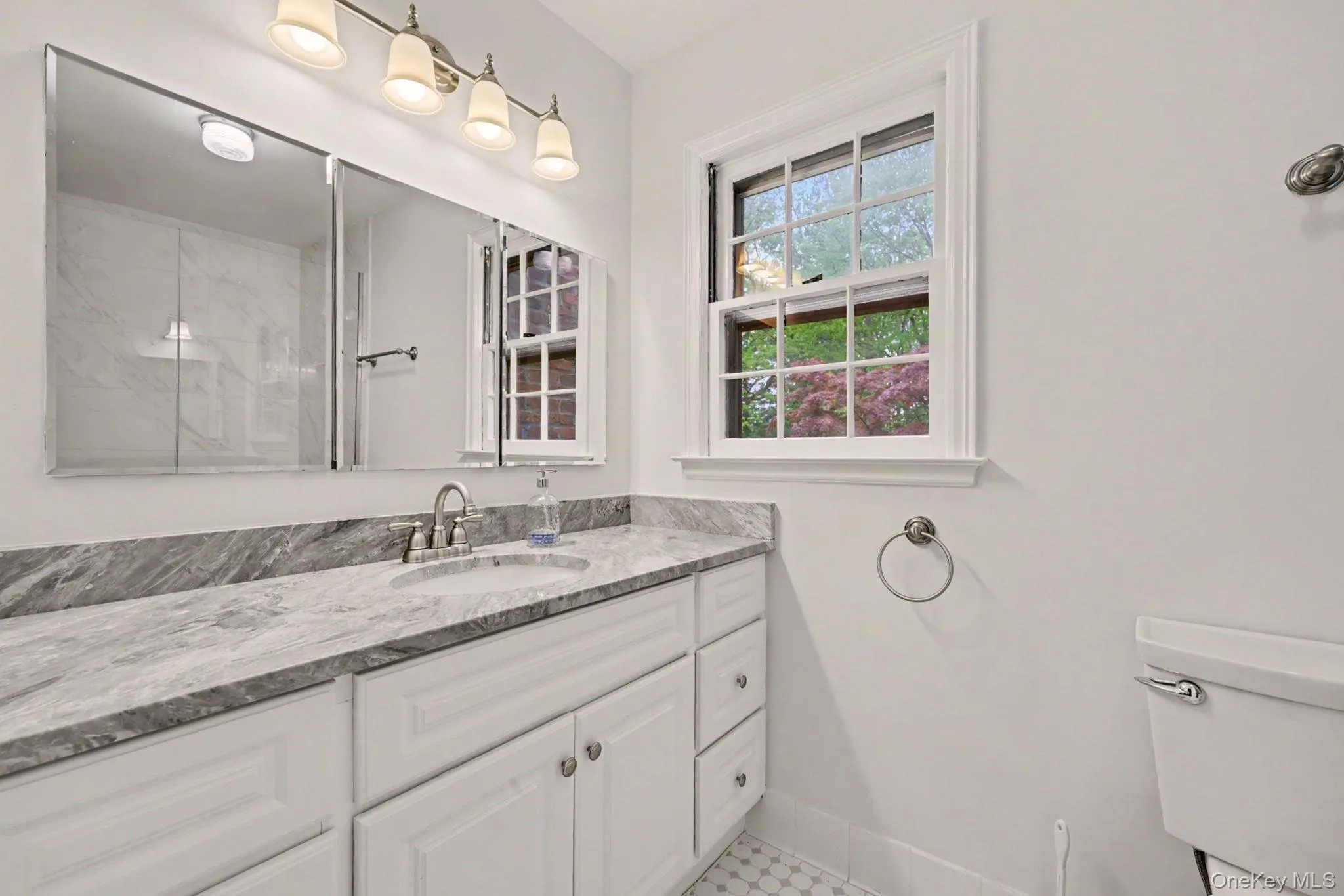 6 Hidden Green Lane, Mamaroneck, NY, 4 Bedrooms Bedrooms, 9 Rooms Rooms,3 BathroomsBathrooms,Residential Lease,For Rent,Hidden Green,0,997699 6 Hidden Green Lane, Mamaroneck, NY, 4 Bedrooms Bedrooms, 9 Rooms Rooms,3 BathroomsBathrooms,Residential Lease,For Rent,Hidden Green,0,997699