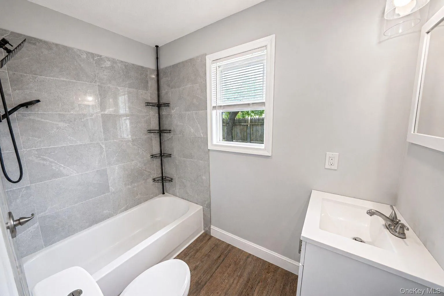 332 Commack Road, Brookhaven, NY, 3 Bedrooms Bedrooms, 5 Rooms Rooms,1 BathroomBathrooms,Residential,For Rent,Commack,0,997701 332 Commack Road, Brookhaven, NY, 3 Bedrooms Bedrooms, 5 Rooms Rooms,1 BathroomBathrooms,Residential,For Rent,Commack,0,997701