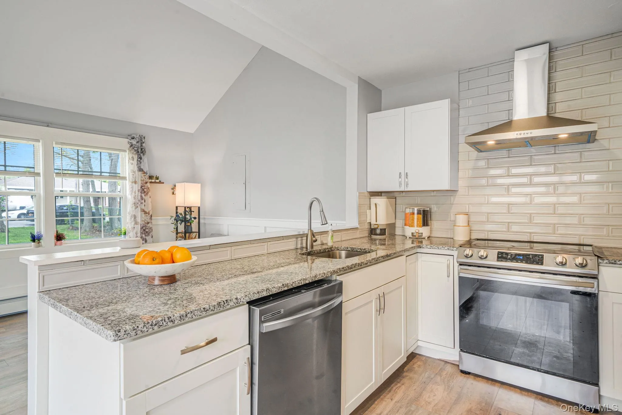 332 Commack Road, Brookhaven, NY, 3 Bedrooms Bedrooms, 5 Rooms Rooms,1 BathroomBathrooms,Residential,For Rent,Commack,0,997701 332 Commack Road, Brookhaven, NY, 3 Bedrooms Bedrooms, 5 Rooms Rooms,1 BathroomBathrooms,Residential,For Rent,Commack,0,997701