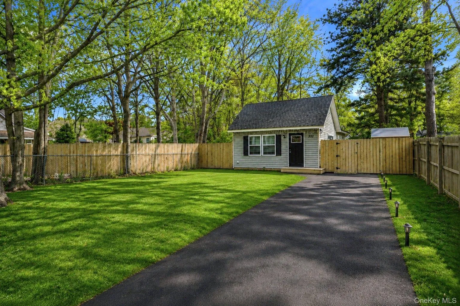 332 Commack Road, Brookhaven, NY, 3 Bedrooms Bedrooms, 5 Rooms Rooms,1 BathroomBathrooms,Residential,For Rent,Commack,0,997701 332 Commack Road, Brookhaven, NY, 3 Bedrooms Bedrooms, 5 Rooms Rooms,1 BathroomBathrooms,Residential,For Rent,Commack,0,997701